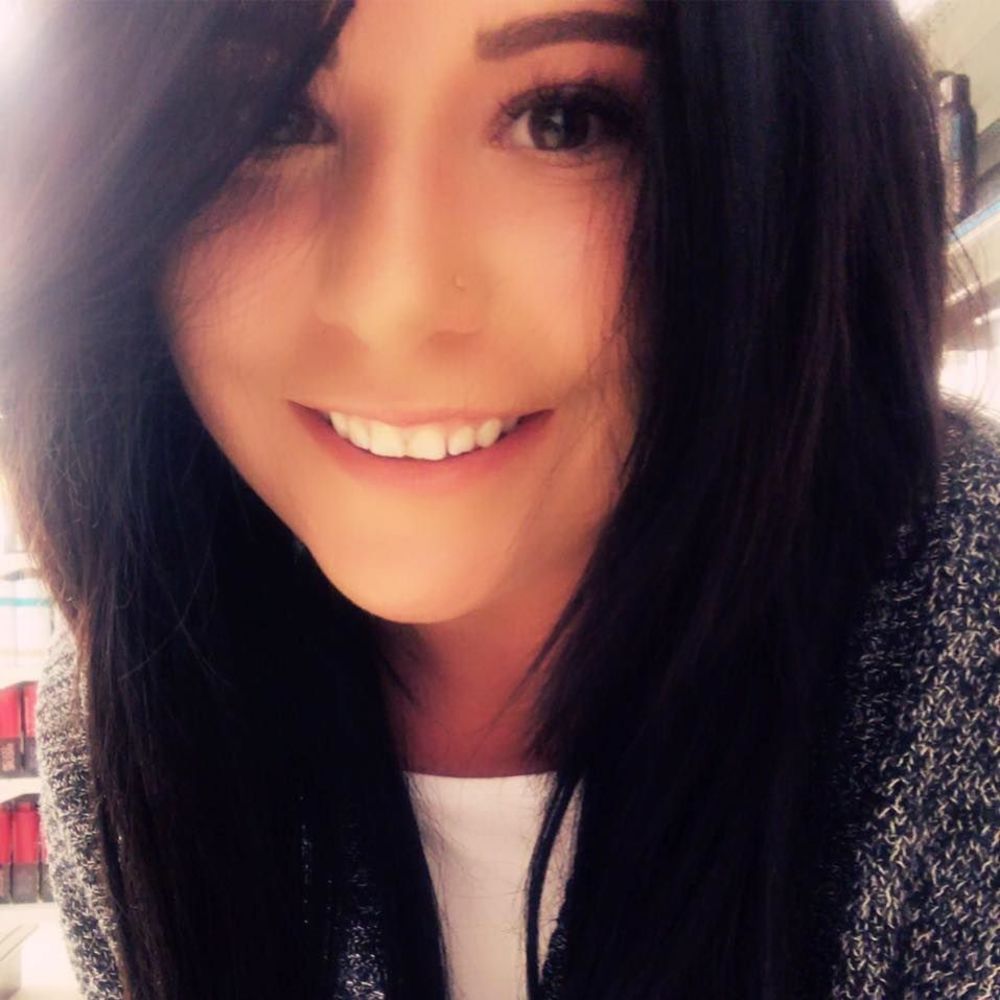 Meet your Posher, Victoria